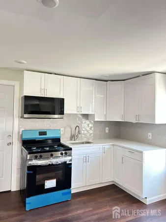 $2,900 | 8 Hampton Street, Newton, NJ 07860