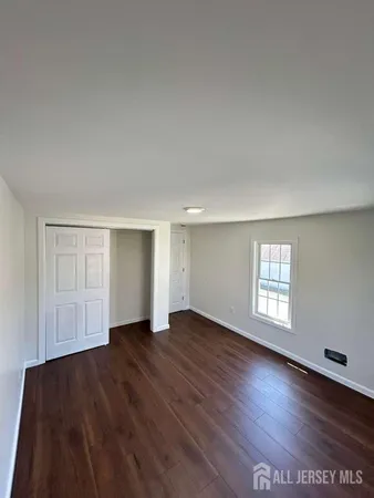 $2,900 | 8 Hampton Street, Newton, NJ 07860