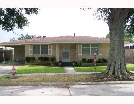 153 Garden Road River Ridge, LA 70123 - Photo 1 of 8