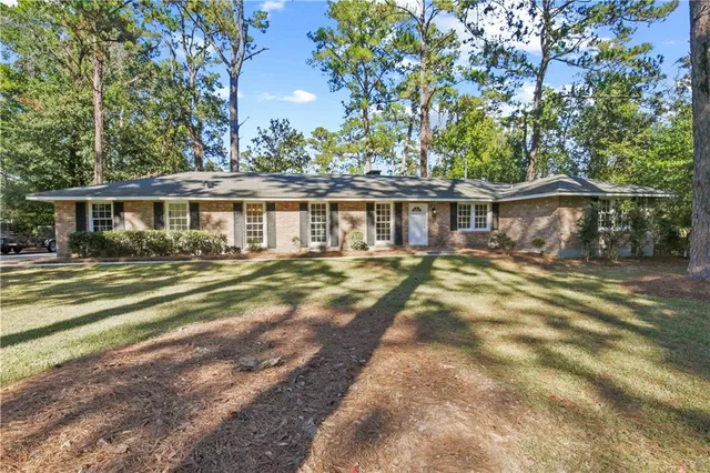 $2,500 | 108 North Drive, Covington, LA 70433