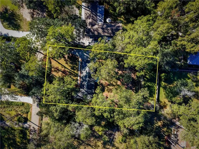 $2,500 | 108 North Drive, Covington, LA 70433