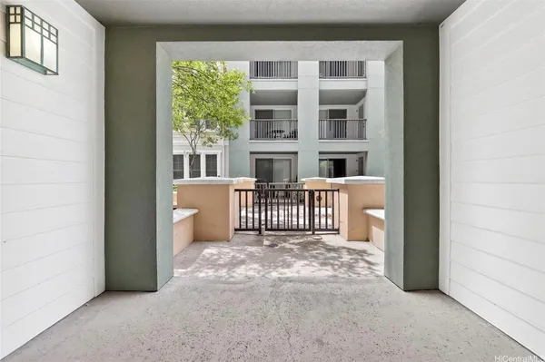 $2,900 | 520 Lunalilo Home Road, Unit 7115, Honolulu, HI 96825