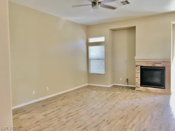 $2,300 | 975 Garden Breeze Way, Las Vegas, NV 89123