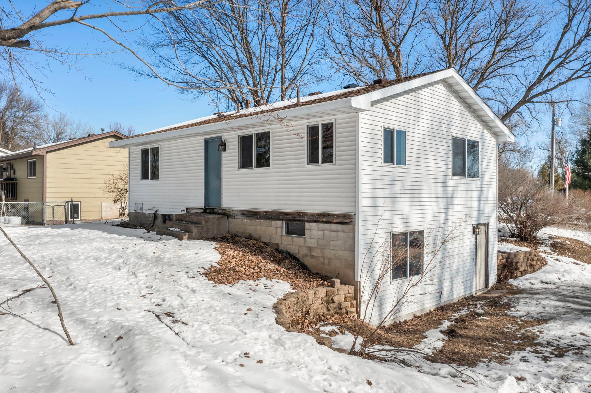 30140 Neal Avenue Lindstrom, MN 55045 - Photo 2 of 43