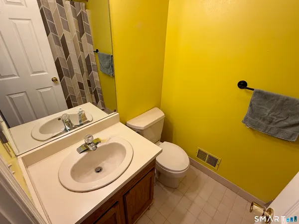 $229,900 | 143 Spyglass Court, Unit 143, Torrington, CT 06790