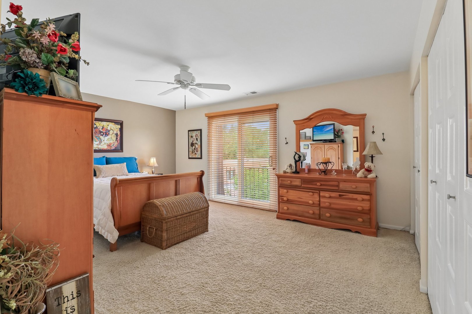 4050 Dundee Road, Unit 303 Northbrook, IL 60062 - Photo 14 of 38