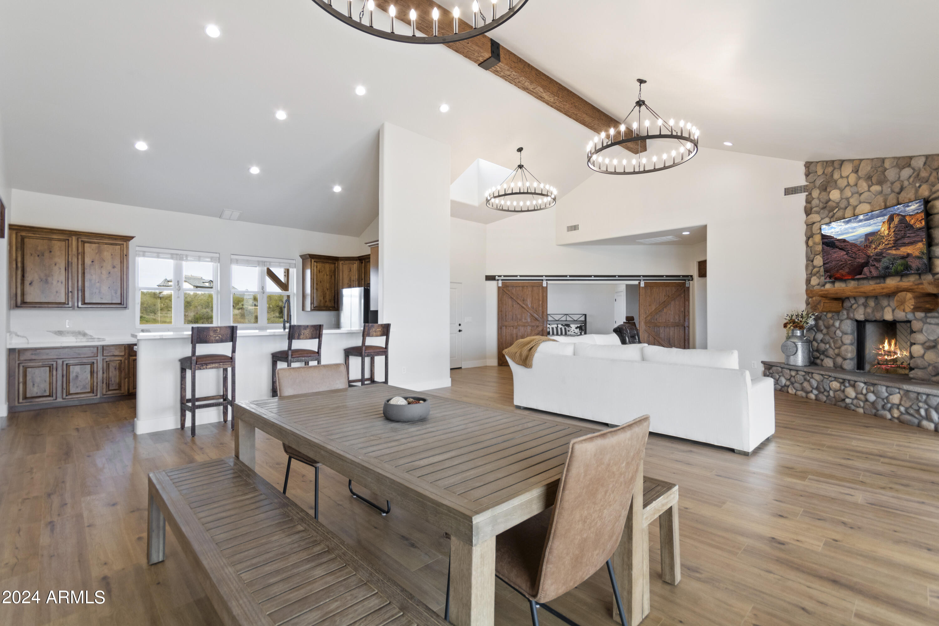 14142 East Peak View Road Scottsdale, AZ 85262 - Photo 2 of 108 16 Foot Ceilings