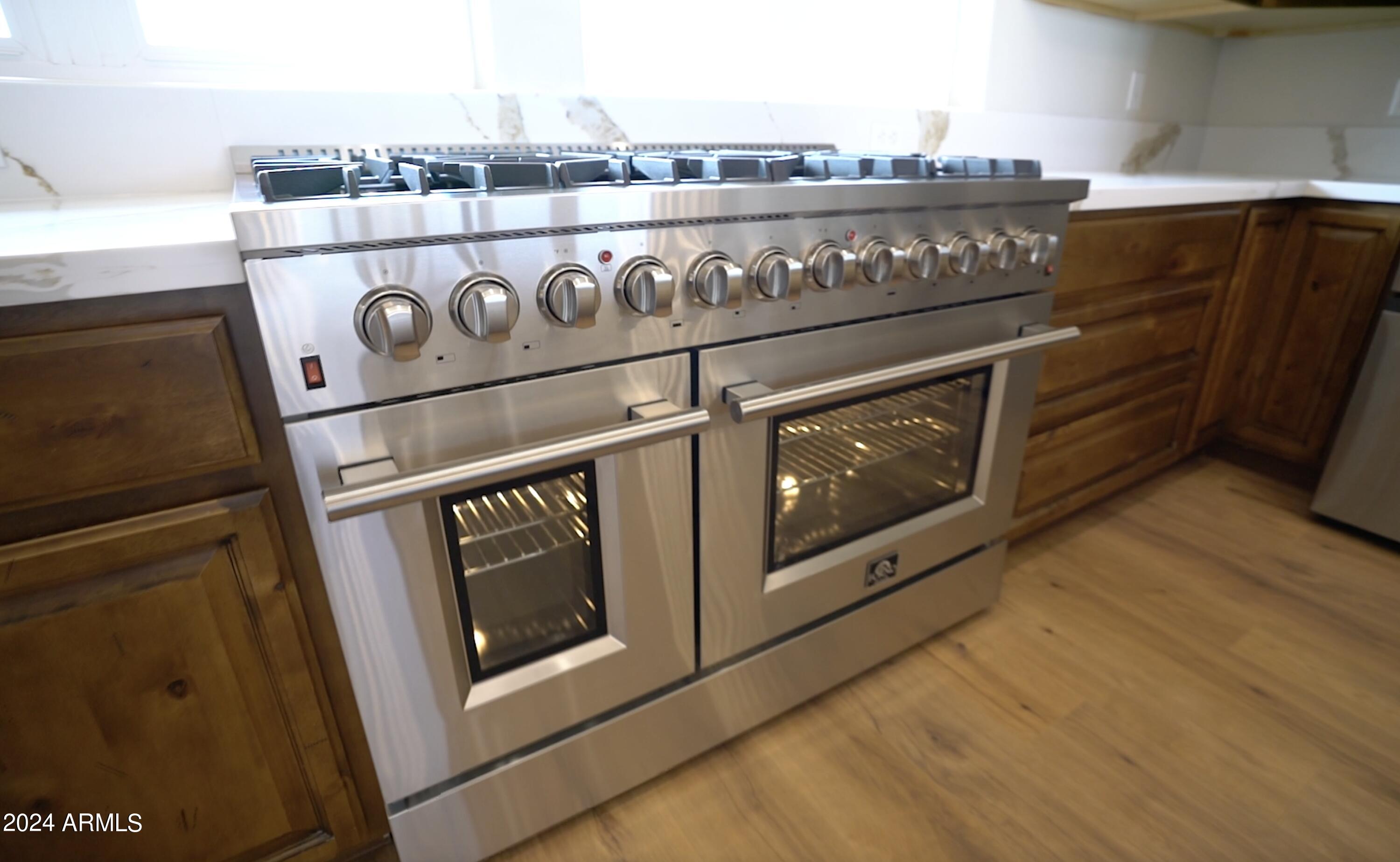14142 East Peak View Road Scottsdale, AZ 85262 - Photo 23 of 108 48 Inch Dual Fuel Range