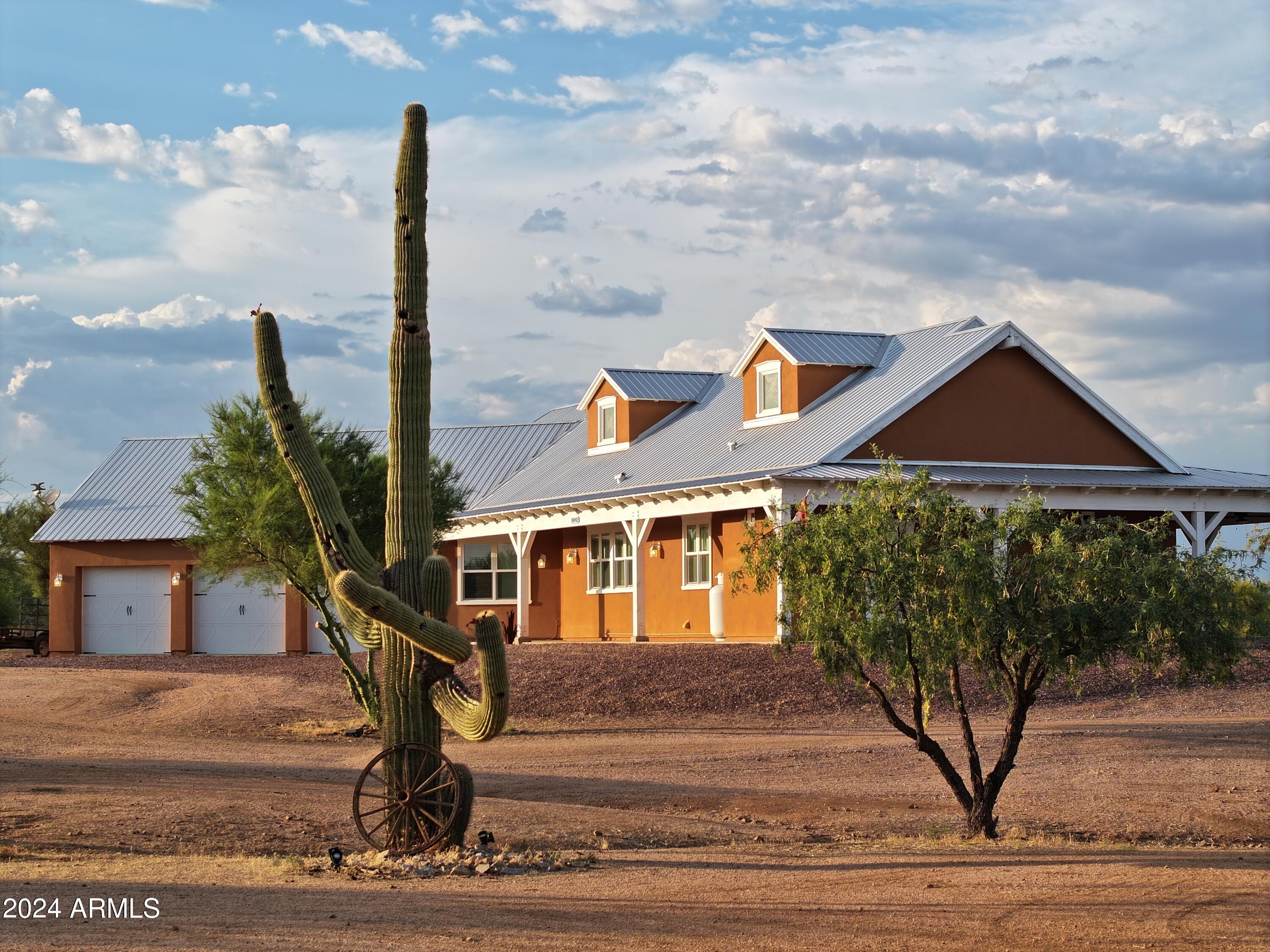 14142 East Peak View Road Scottsdale, AZ 85262 - Photo 3 of 108 Peak View Wagon Wheel