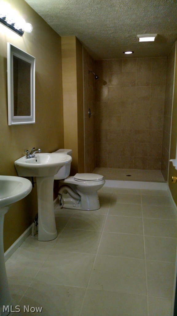 6059 West Pleasant Valley Road Cleveland, OH 44129 - Photo 13 of 16 Gallery Image 13