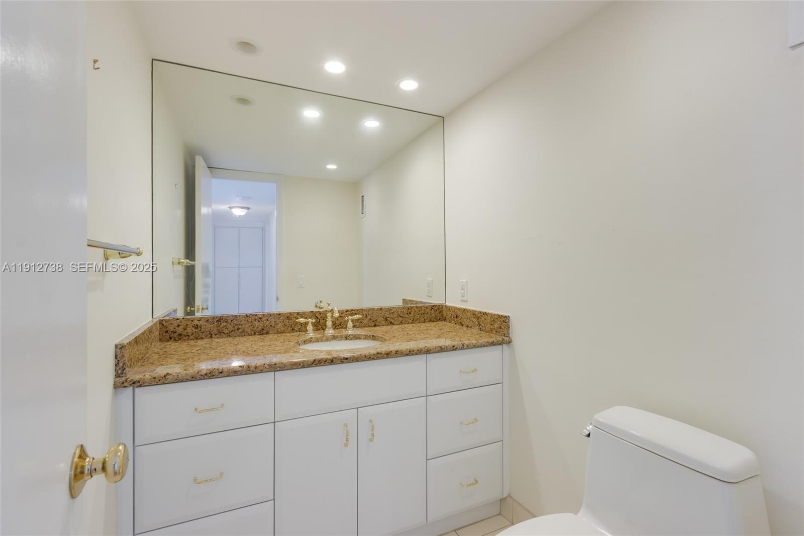 4280 Galt Ocean Drive, Unit 8F Fort Lauderdale, FL 33308 - Photo 32 of 53