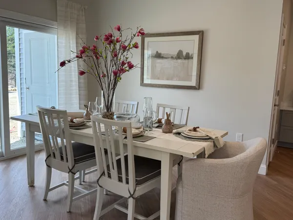 $3,650 | 74 Rockingham Road, Unit 108, Derry, NH 03038