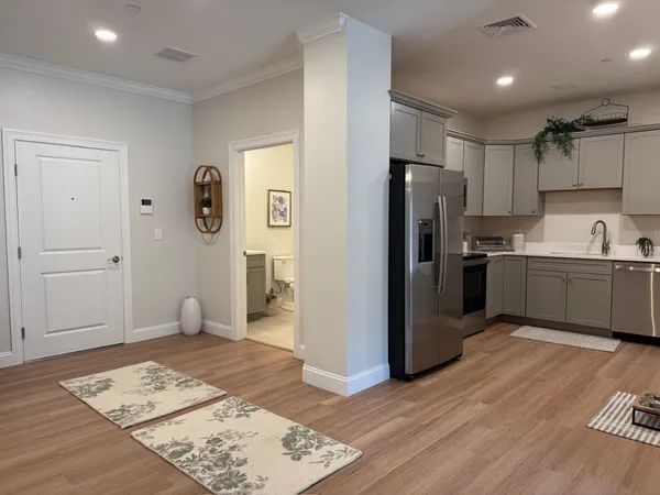 $3,650 | 74 Rockingham Road, Unit 108, Derry, NH 03038