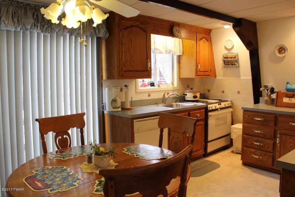 147 North Lake Loop Lake Ariel, PA 18436 - Photo 4 of 30