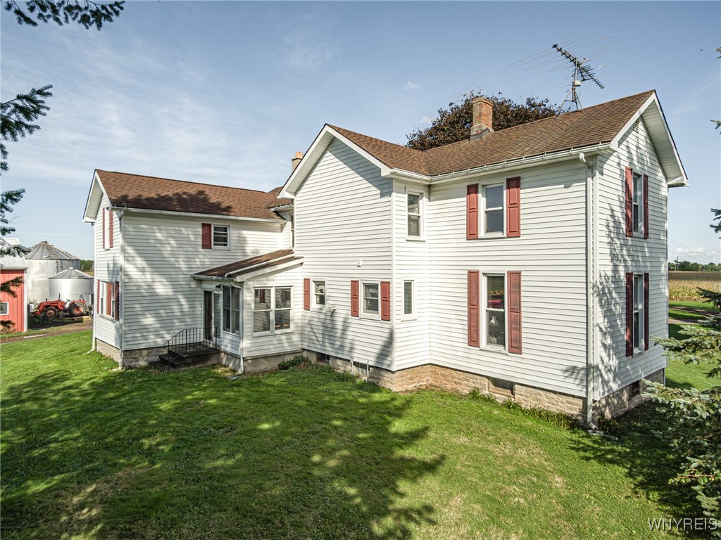 6990 Heise Road Clarence, NY 14032 - Photo 7 of 33