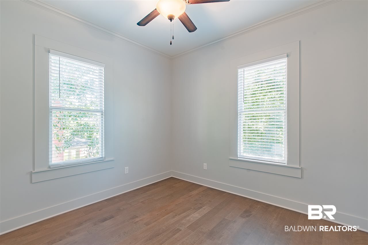110 North Julia Street Mobile, AL 36604 - Photo 33 of 50