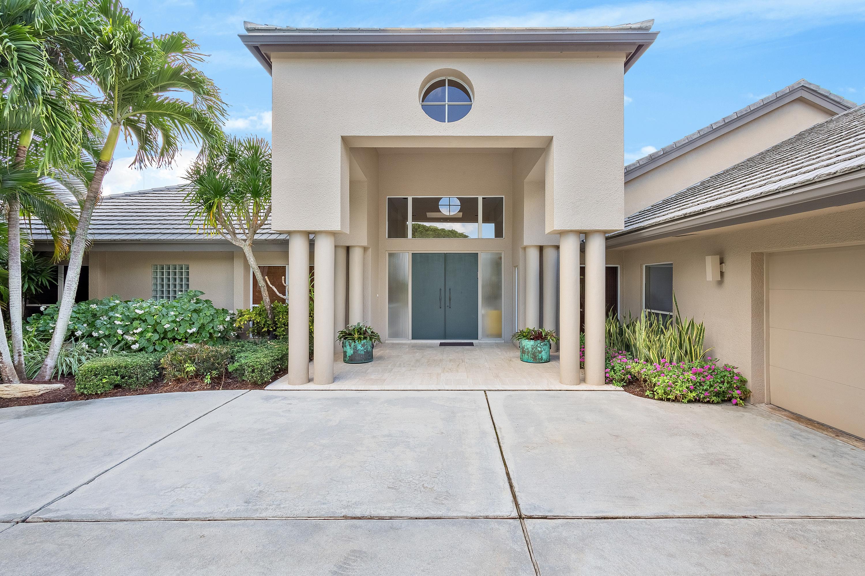 18116 Sentinel Circle Boca Raton, FL 33496 - Photo 33 of 33 Front Exterior
