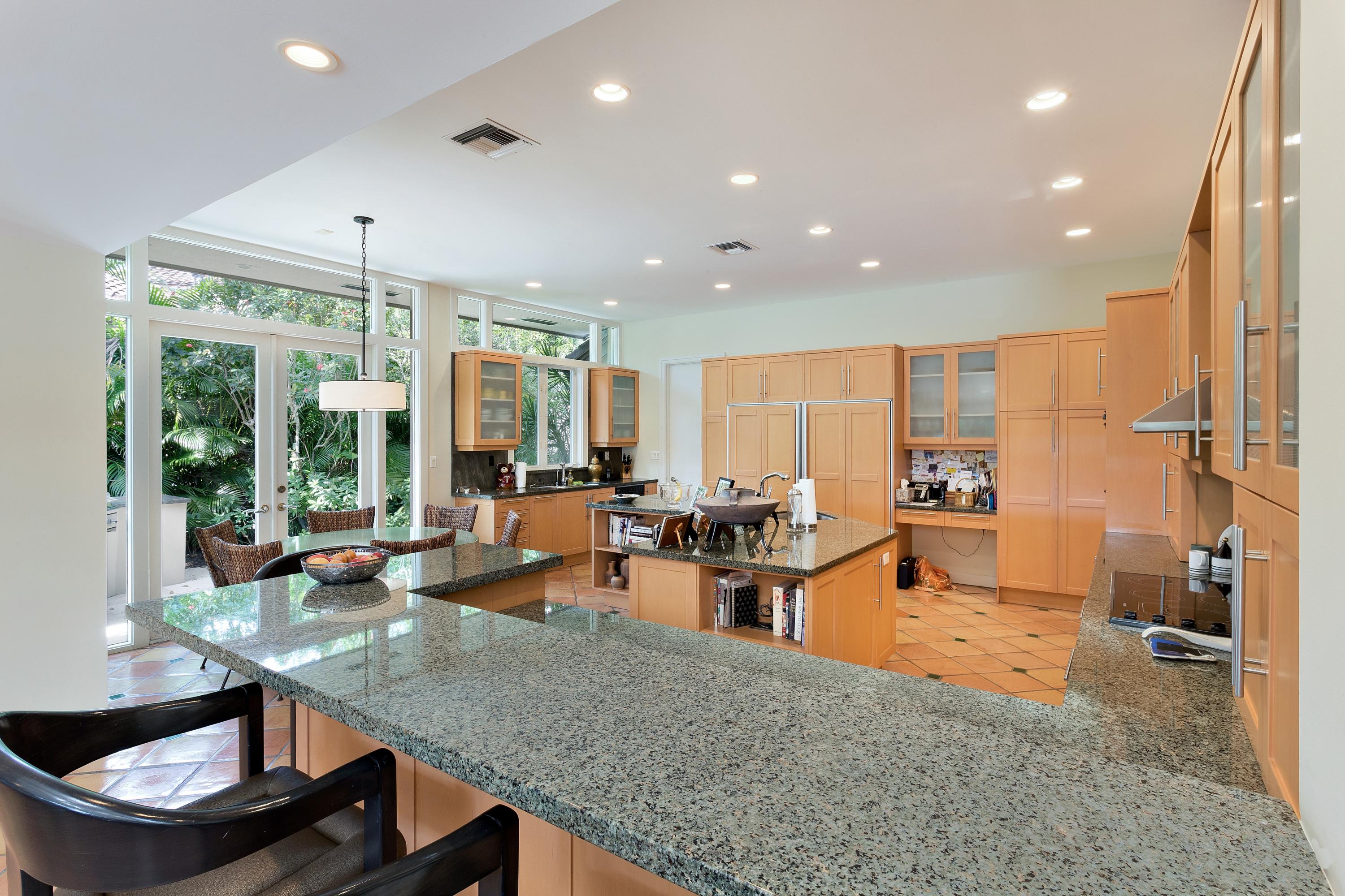 18116 Sentinel Circle Boca Raton, FL 33496 - Photo 7 of 33 Kitchen