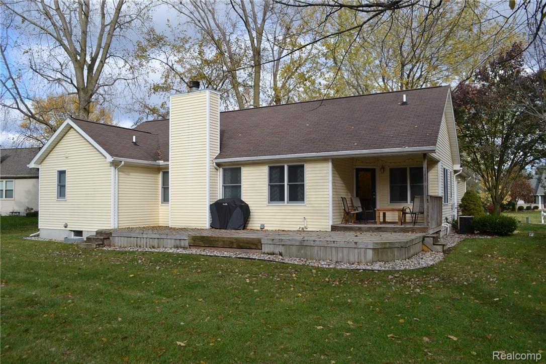 6409 Woodbrook Road Linden, MI 48451 - Photo 2 of 63 DSC_0477.JPG