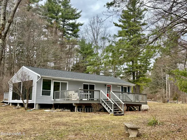 $433,700 | 313 Winter Drive, Becket, MA 01223
