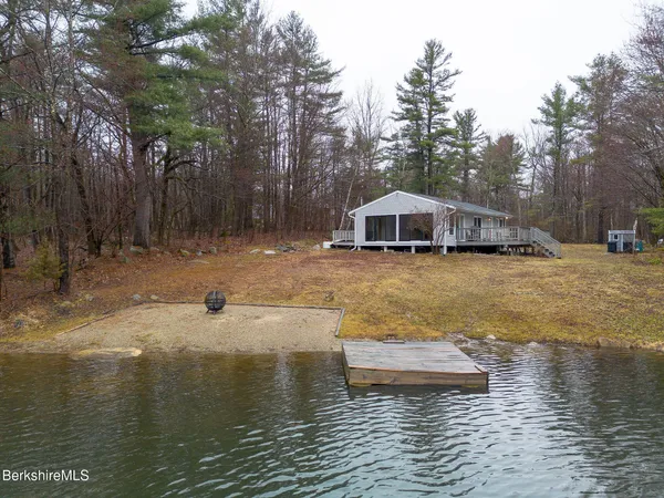 $433,700 | 313 Winter Drive, Becket, MA 01223