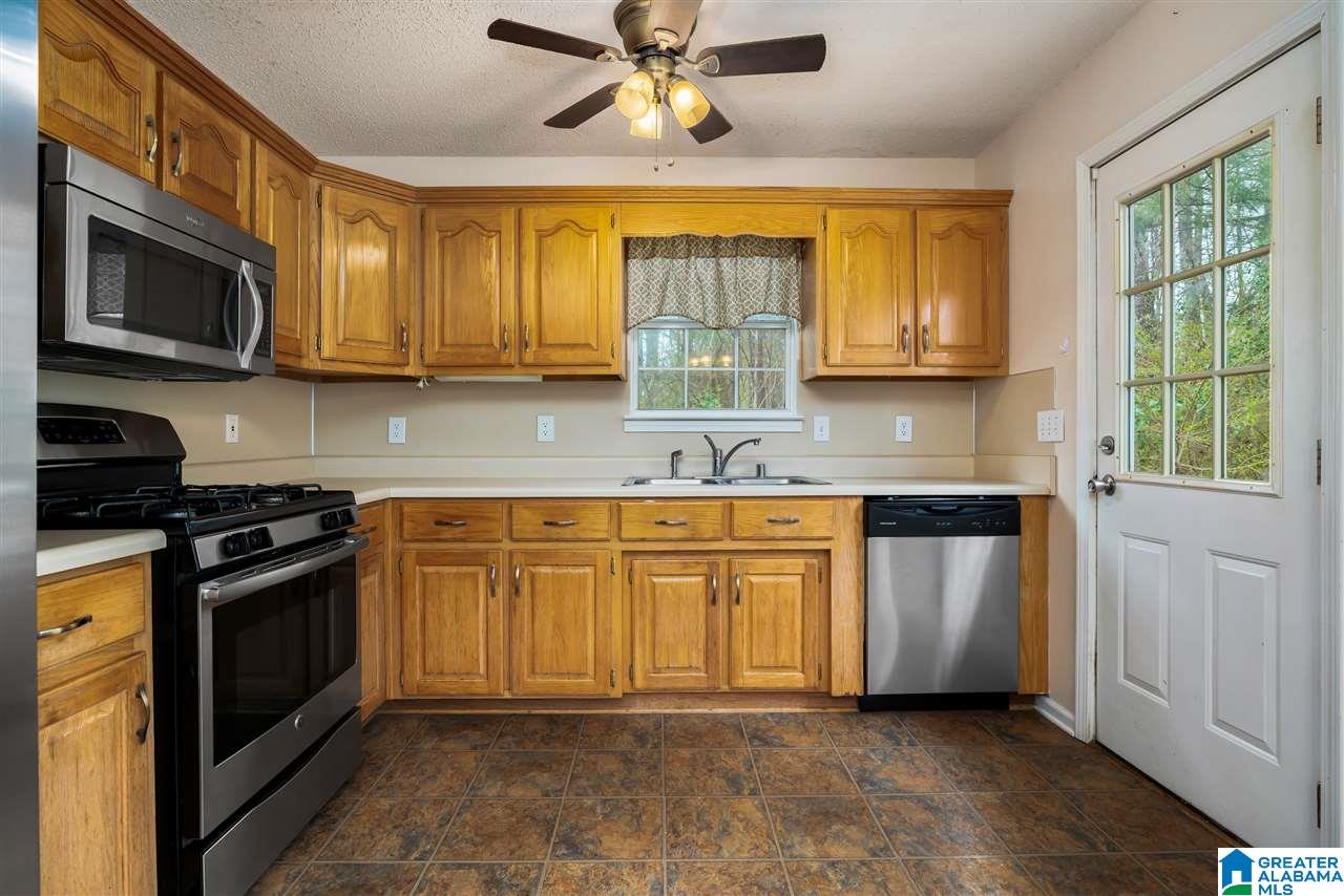 7868 Clayton Road Pinson, AL 35126 - Photo 12 of 26