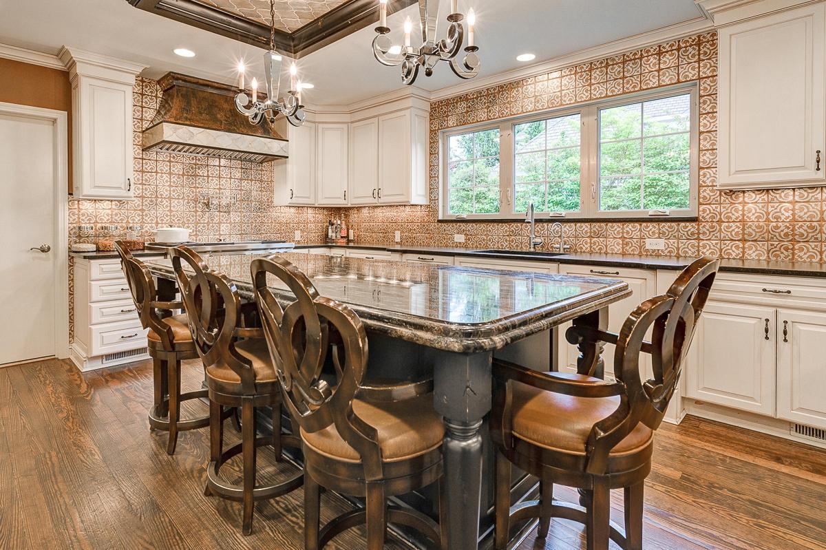 2690 Bryden Road Columbus, OH 43209 - Photo 8 of 37
