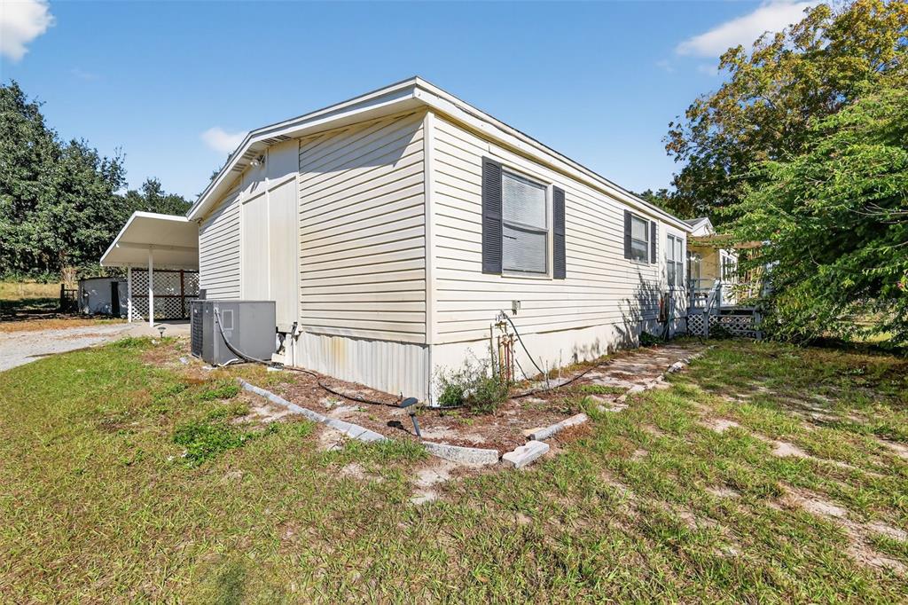 11911 Lane Park Road Tavares, FL 32778 - Photo 1 of 30 Gallery Image 1