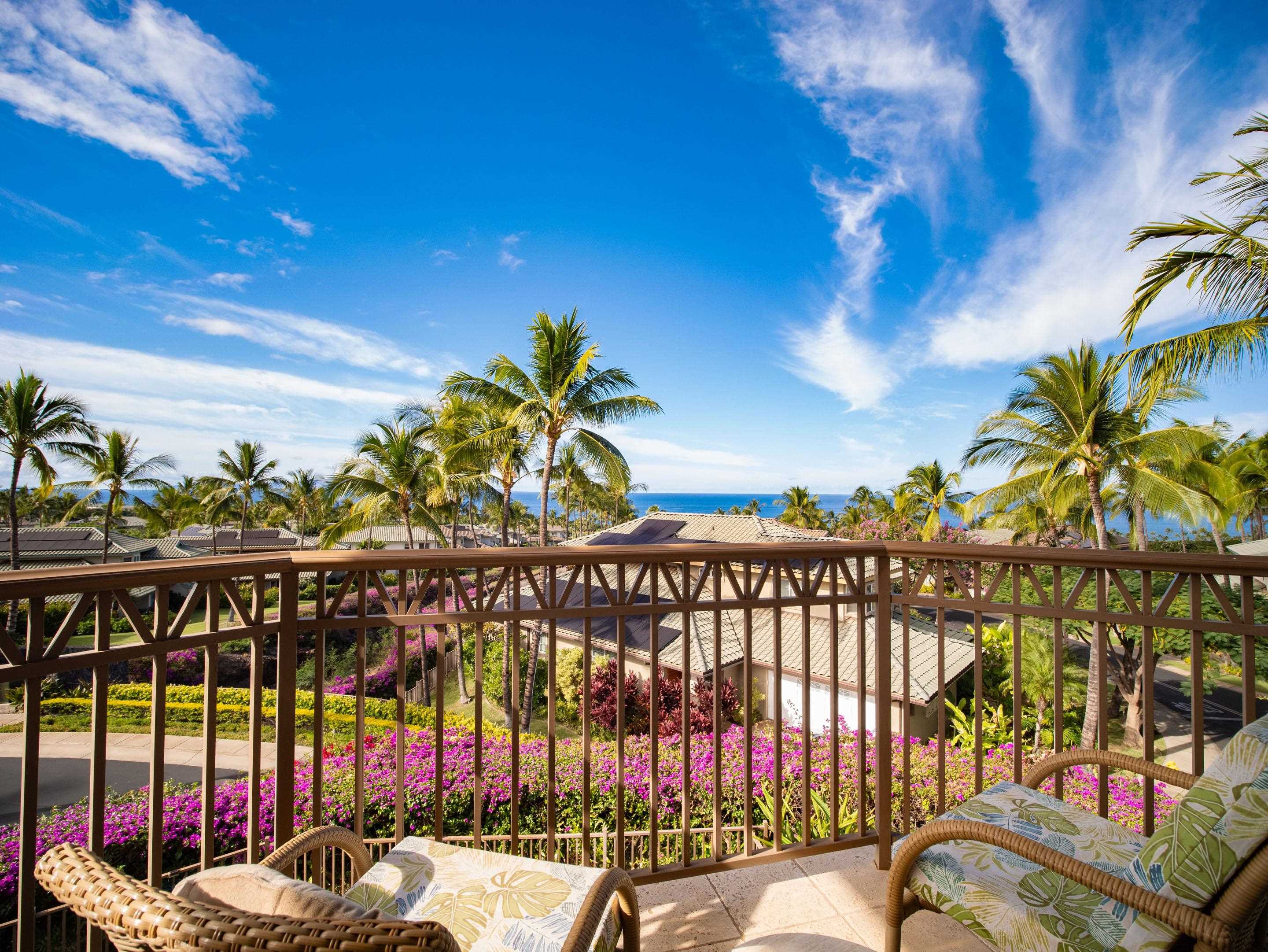 72 Kainui Loop, Unit 70A Kihei, HI 96753 - Photo 22 of 50 a view of a balcony with furniture