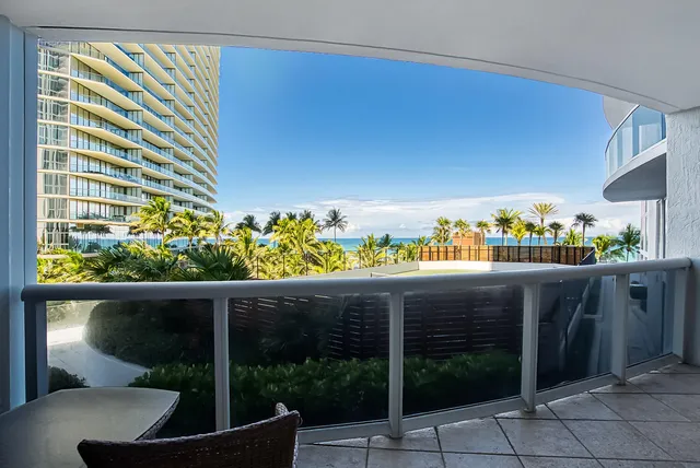 $7,800 | 18911 Collins Avenue, Unit 506 ON 5, Sunny Isles Beach, FL 33160