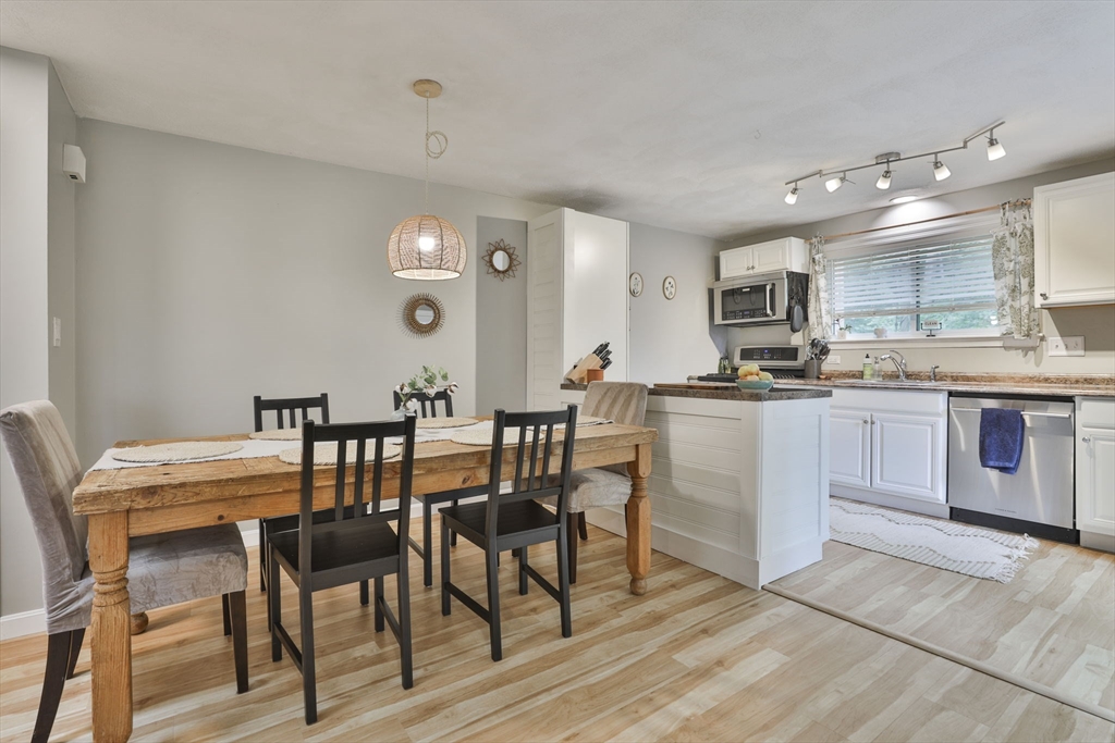 122 Leland Farm Road, Unit 122 Ashland, MA 01721 - Photo 14 of 27