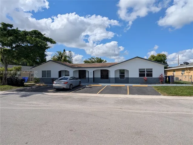 a house view with a outdoor space