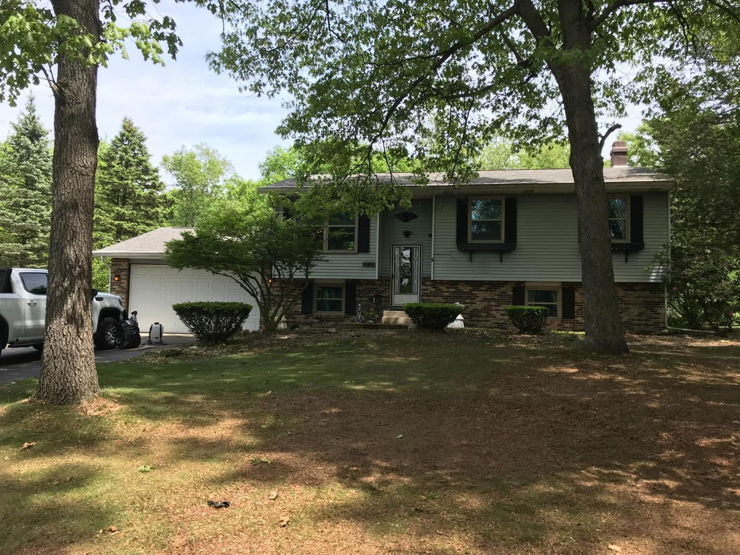10903 Potomac Drive Demotte, IN 46310 - Photo 2 of 42 1500x1125