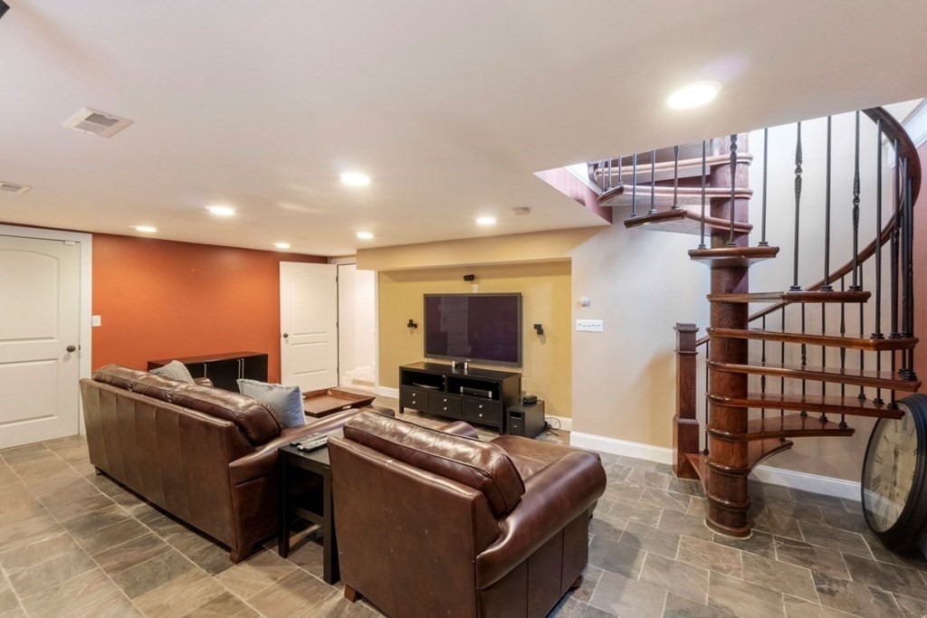 100 Kimball Road Dedham, MA 02026 - Photo 28 of 37