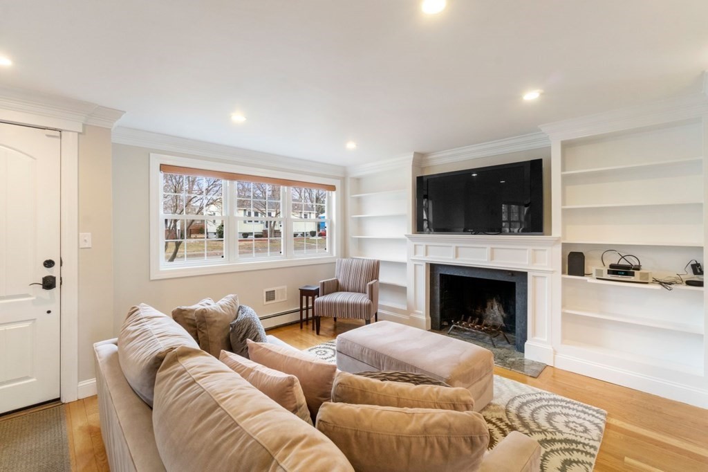 100 Kimball Road Dedham, MA 02026 - Photo 5 of 37