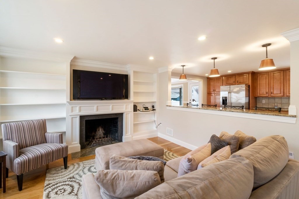 100 Kimball Road Dedham, MA 02026 - Photo 6 of 37