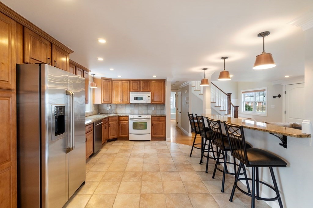 100 Kimball Road Dedham, MA 02026 - Photo 8 of 37