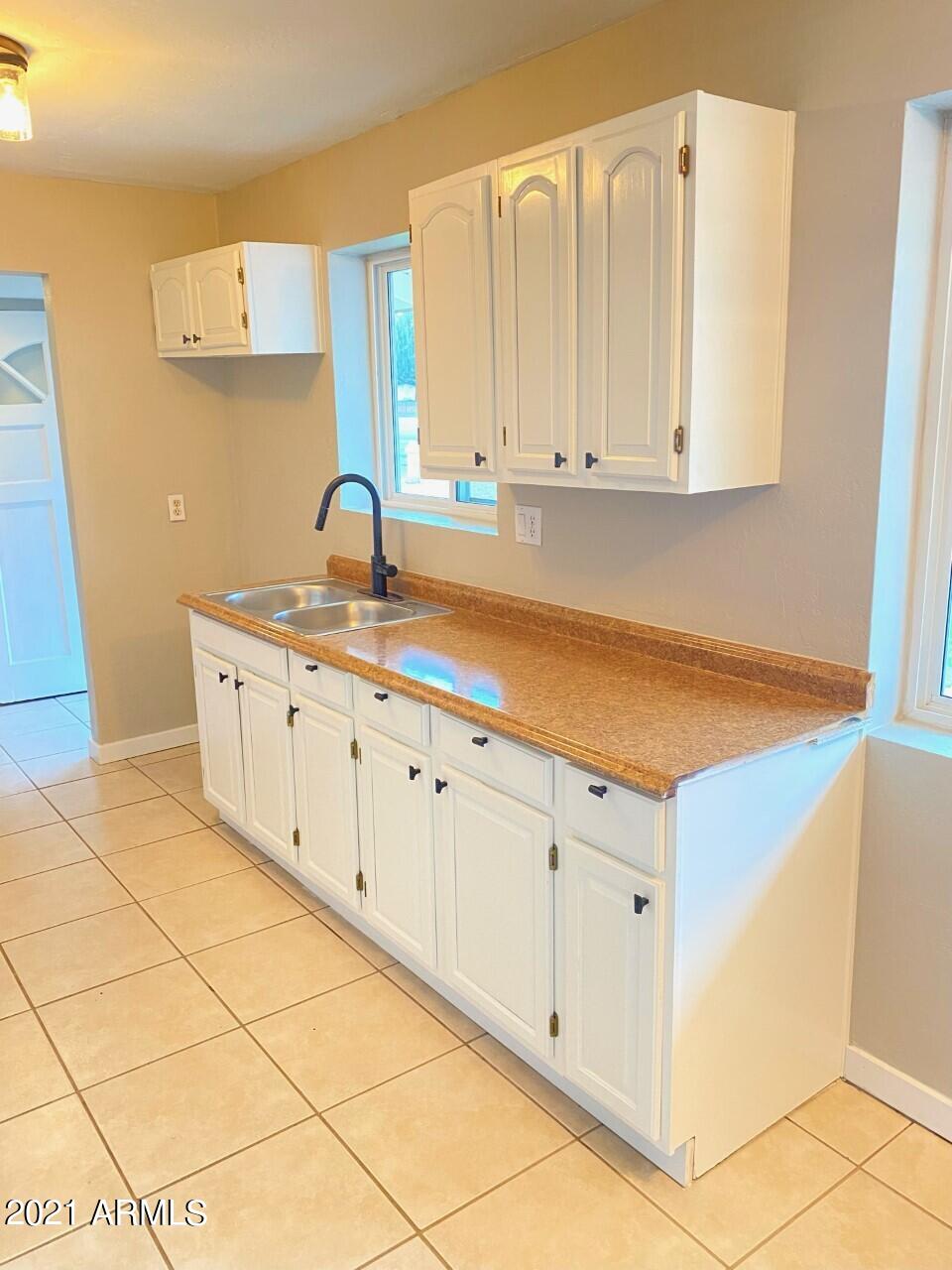 3731 West Bethany Home Road Phoenix, AZ 85019 - Photo 16 of 25 thumbnail_image5