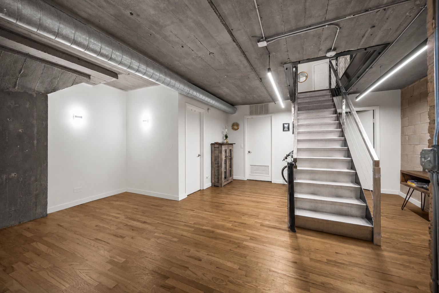 17 North Loomis Street, Unit 1J Chicago, IL 60607 - Photo 17 of 29