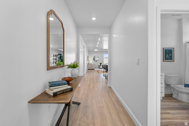1589 South Fins Road, Unit 4178 Washington, UT 84780 - Photo 7 of 30 Hallway featuring wood-finish flooring and recessed lighting