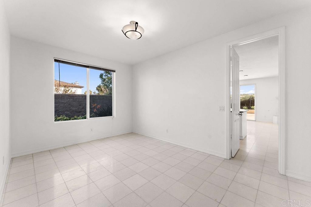 1004 Red Granite Road Chula Vista, CA 91913 - Photo 12 of 45 First floor