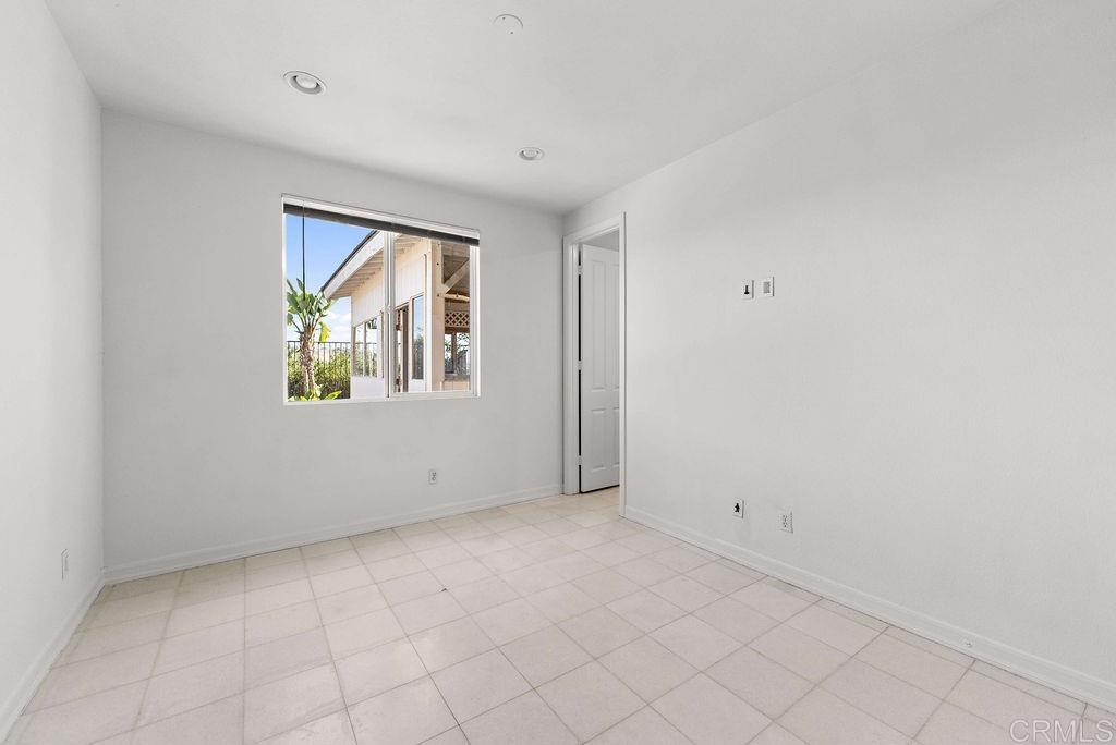 1004 Red Granite Road Chula Vista, CA 91913 - Photo 13 of 45
