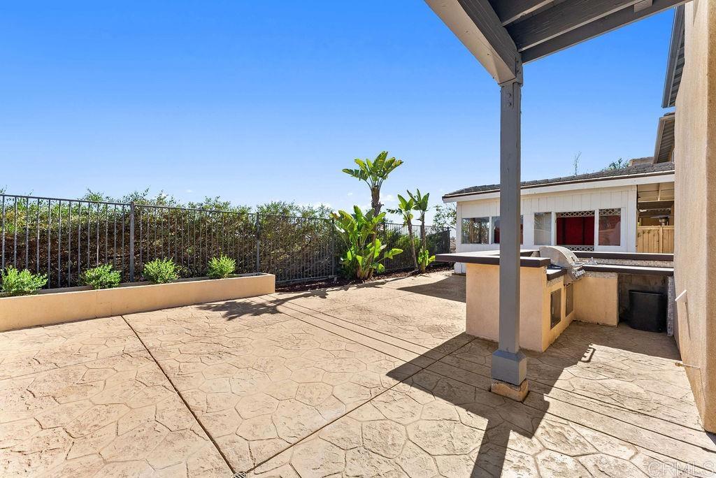 1004 Red Granite Road Chula Vista, CA 91913 - Photo 31 of 45