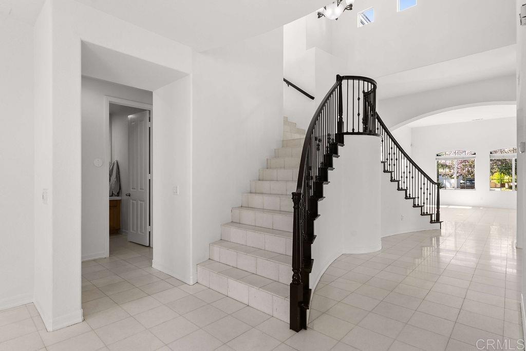 1004 Red Granite Road Chula Vista, CA 91913 - Photo 5 of 45