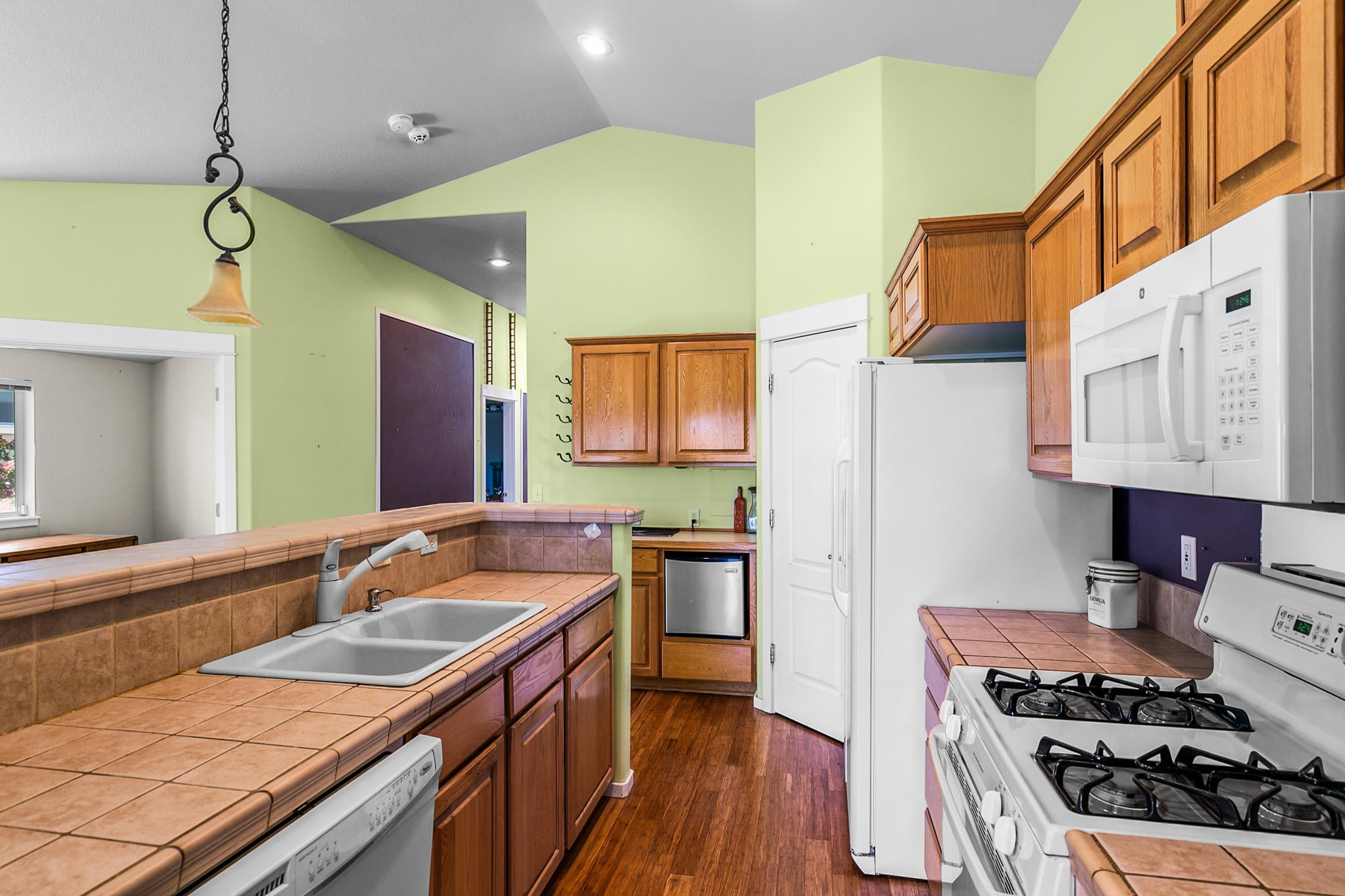 3620 Southwest 30th Street Redmond, OR 97756 - Photo 9 of 33 2021_06_29_3620_sw_30th_rdm-13