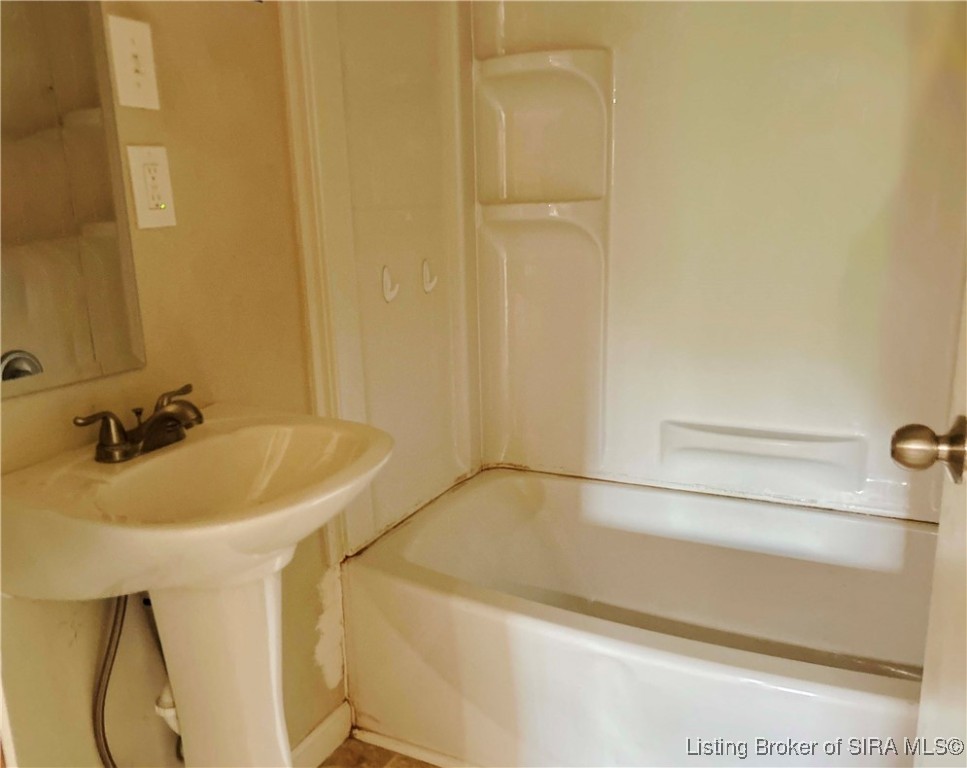 6233 East Hunterstown Road Lexington, IN 47138 - Photo 17 of 20 Gallery Image 17