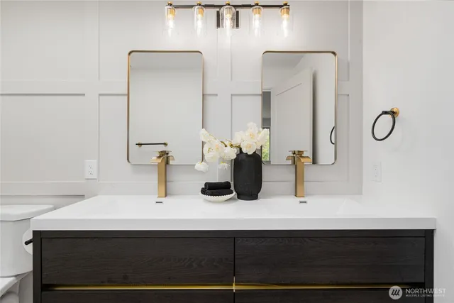 $1,199,450 | 4204 243rd Place Southeast, Sammamish, WA 98029