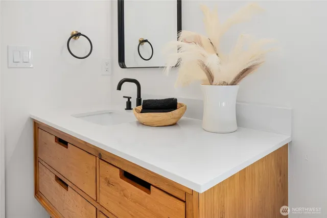 $1,199,450 | 4204 243rd Place Southeast, Sammamish, WA 98029