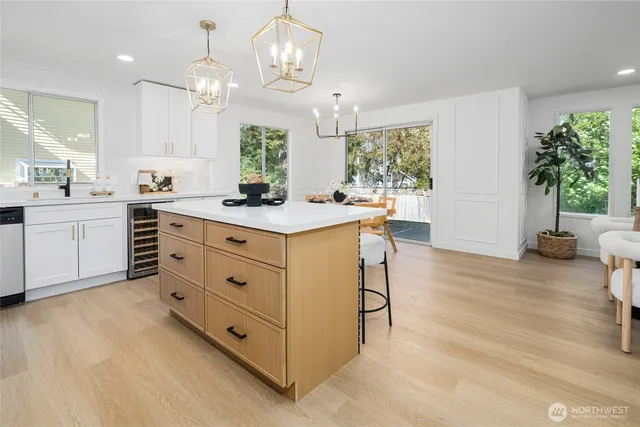 $1,199,450 | 4204 243rd Place Southeast, Sammamish, WA 98029