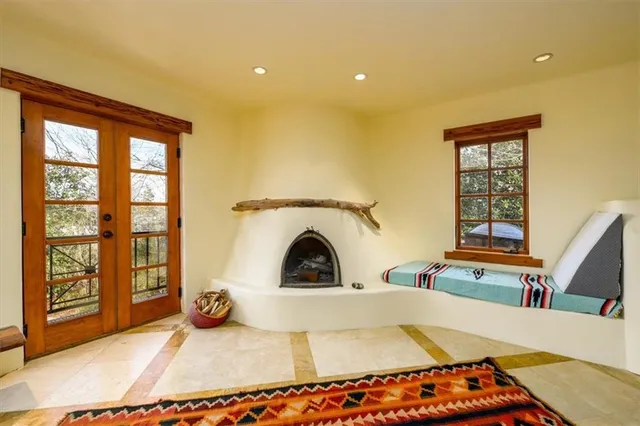 $499,000 | 687 Lakeshore Drive, Jackson, GA 30233